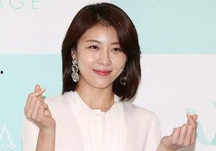 韩国演员图片,从这张图片看他们的魅力瞬间